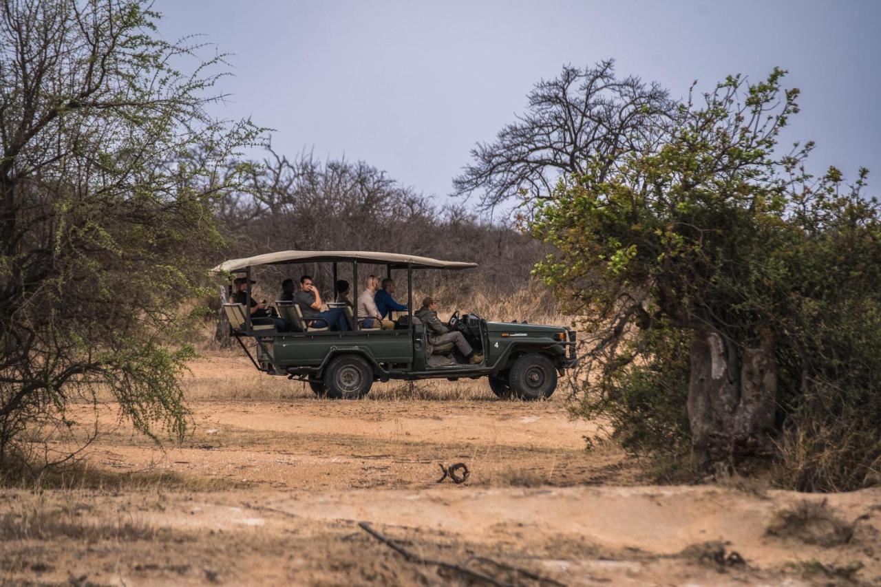 Tshukudu Game Lodge Hoedspruit Exterior photo