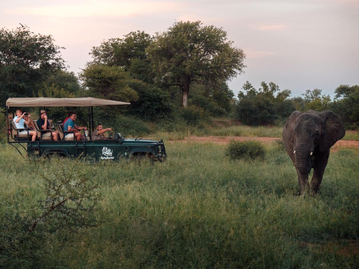 Tshukudu Game Lodge Hoedspruit Exterior photo