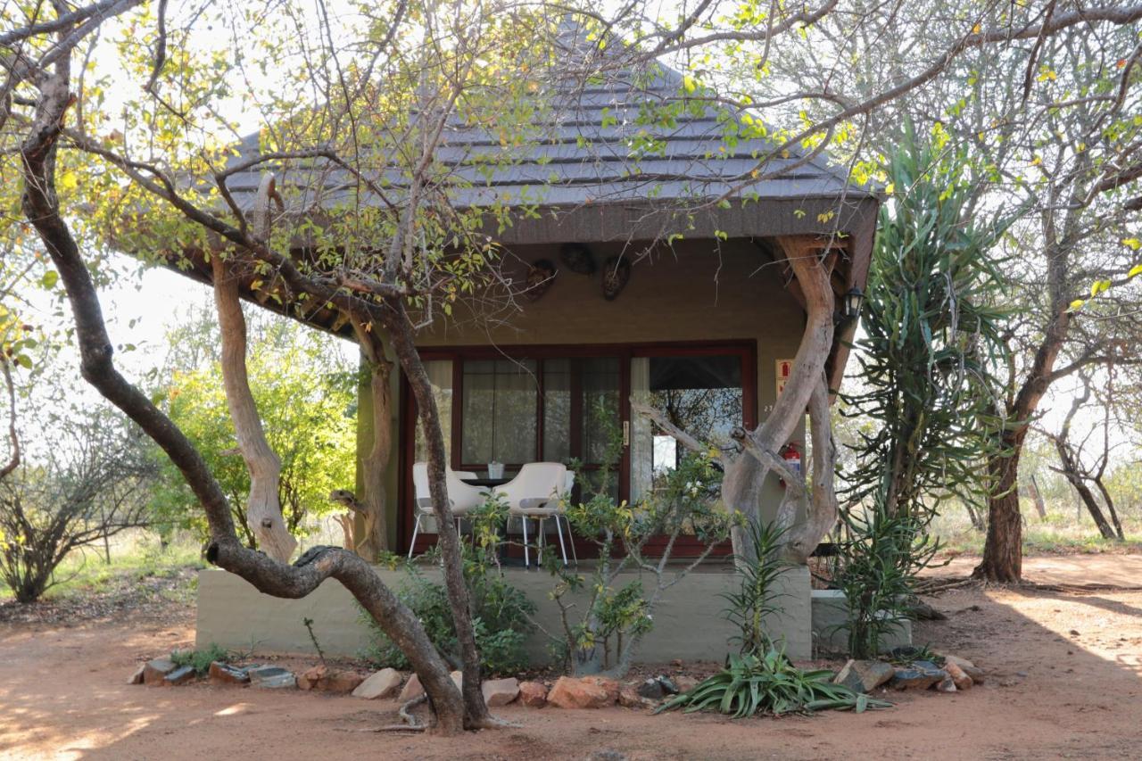 Tshukudu Game Lodge Hoedspruit Exterior photo