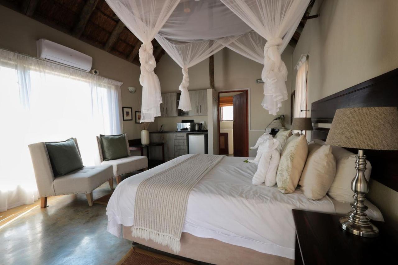 Tshukudu Game Lodge Hoedspruit Exterior photo